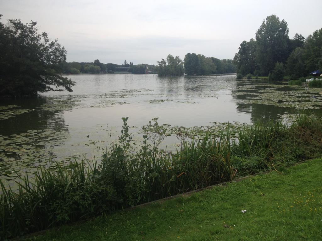 Lake Park Berlare 외부 사진